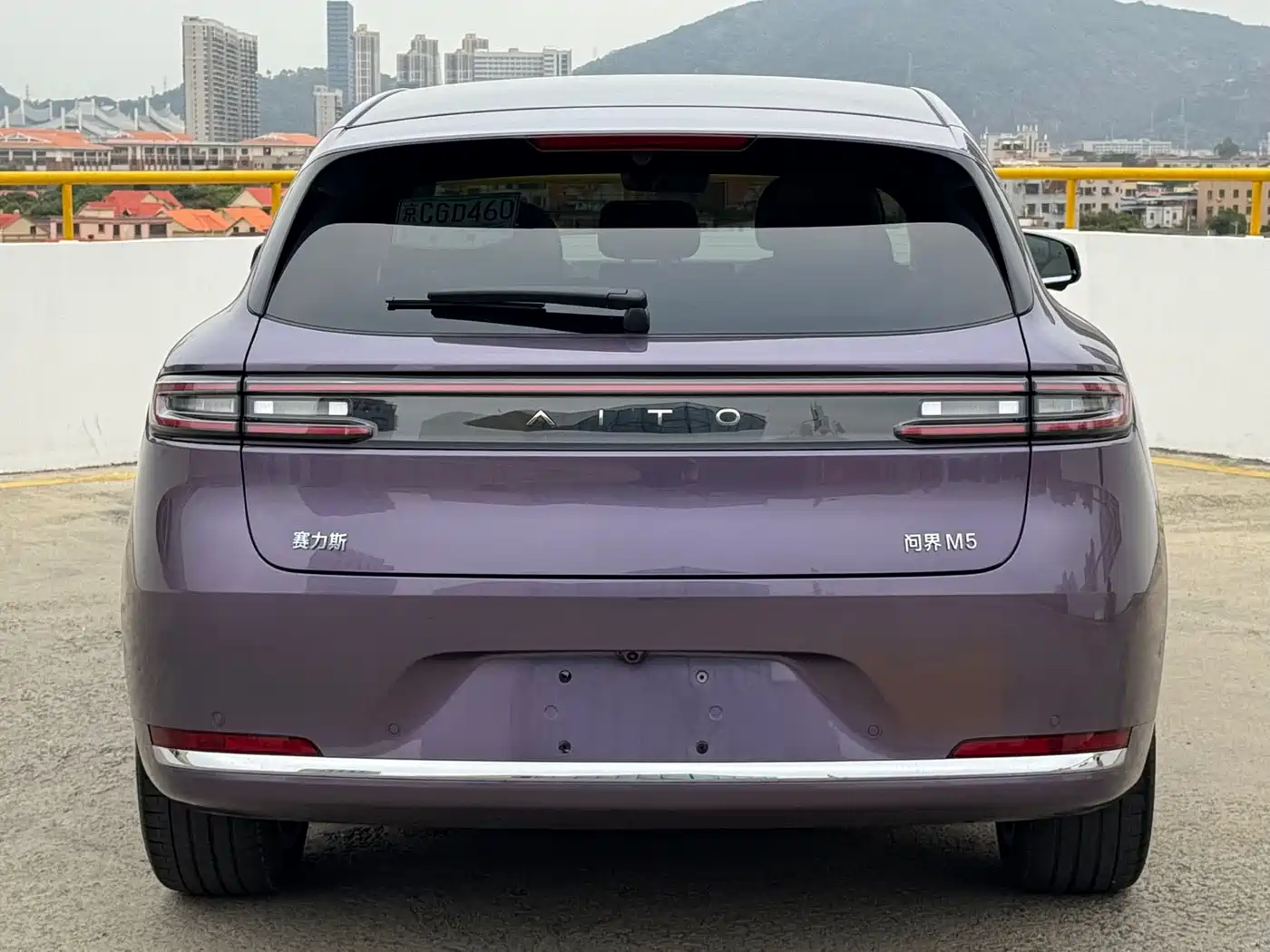 AITO Wenjie AITO M5 2025 Extended Range Ultra AWD фото 13