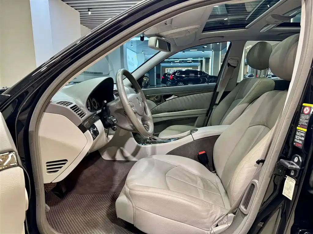 Mercedes-Benz E-Class 2007 E 350 Fashion фото 18