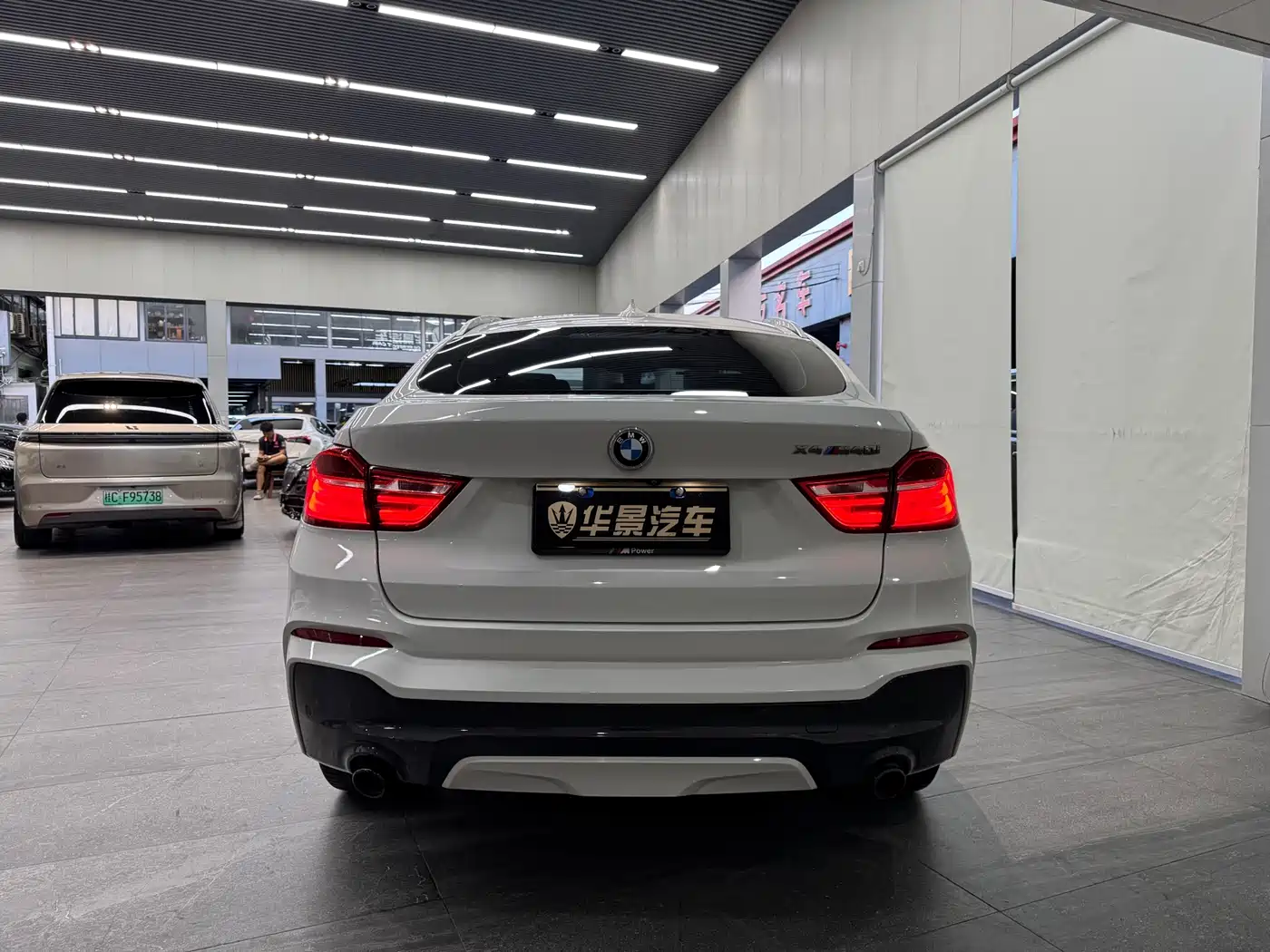 BMW X4 2016 M40i фото 5