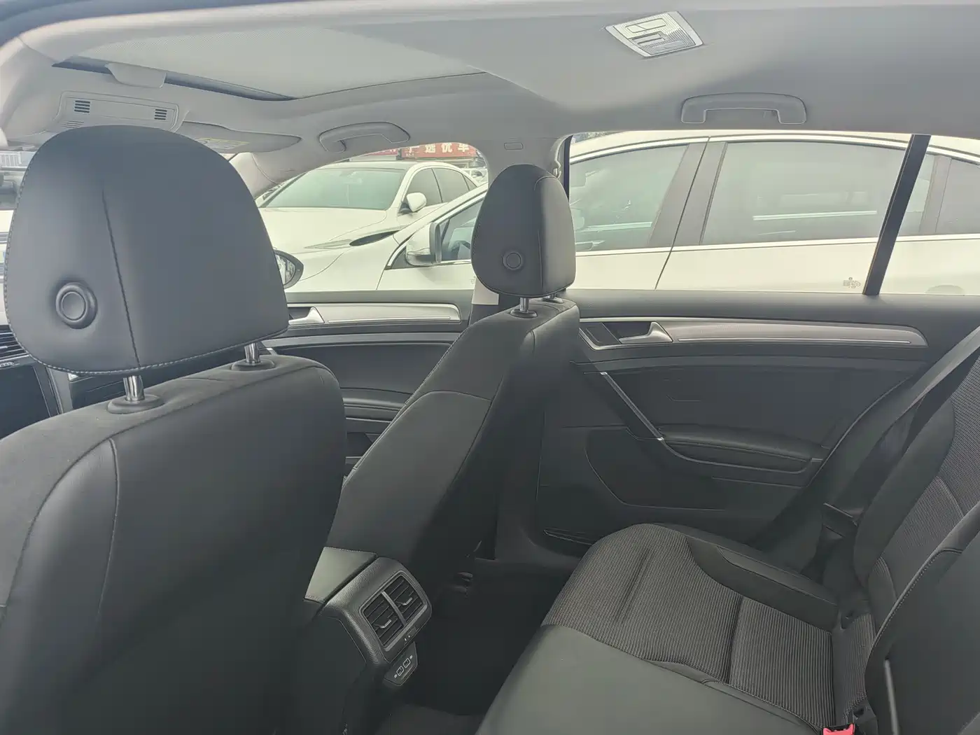 Volkswagen Golf 2020 280TSI DSG Comfort фото 13