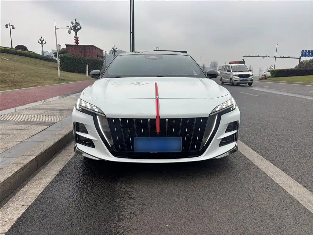 Hongqi H6 2023 2.0T Premium Edition фото 6