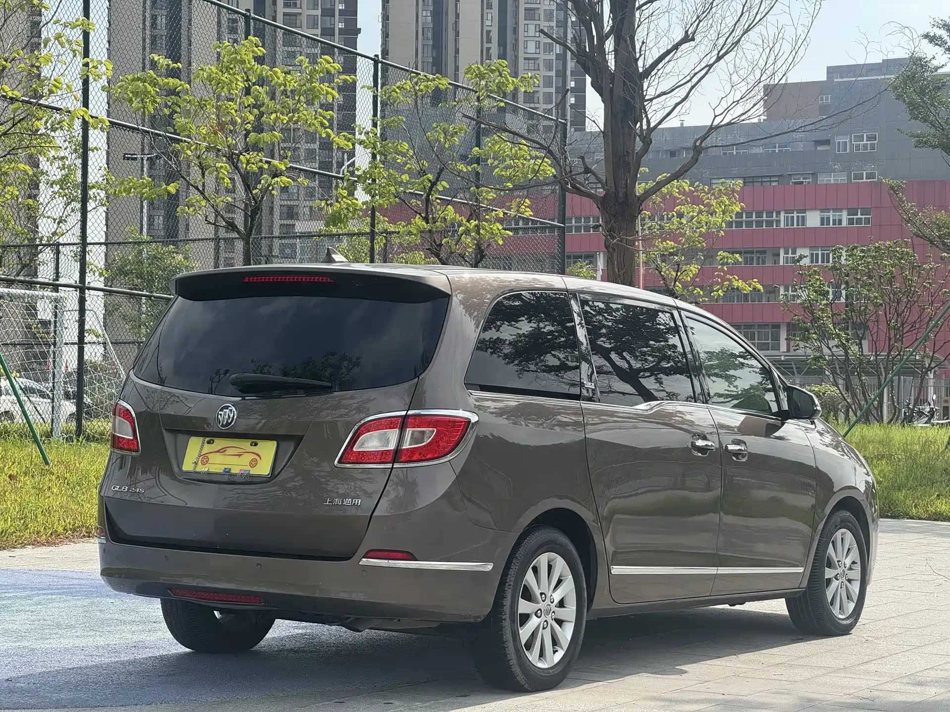 Фото 3 - Buick GL8
