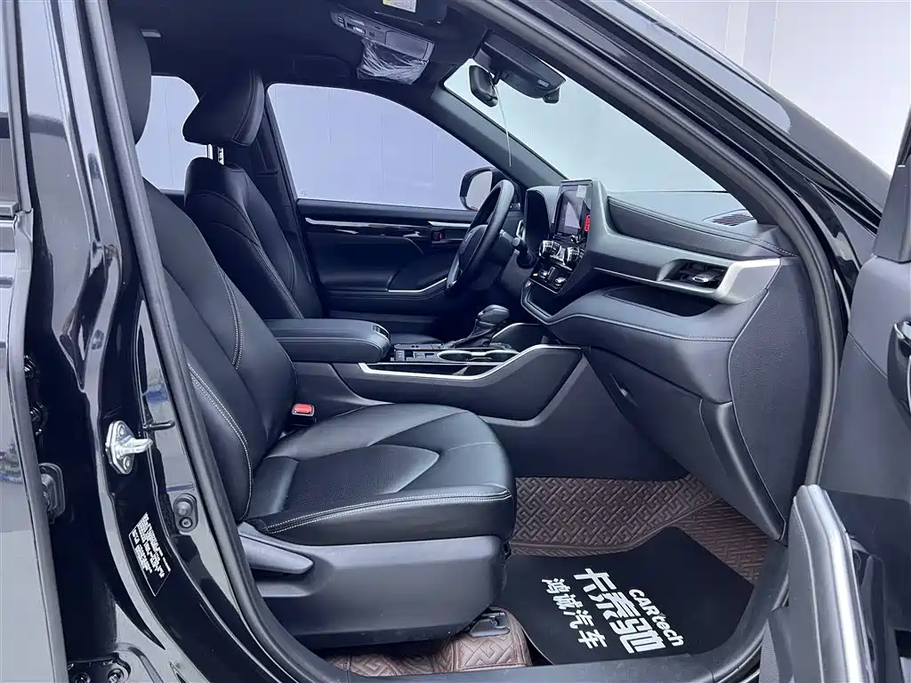 Toyota Crown Kluger 2024 2023 2.5L HEV AWD Elite Edition