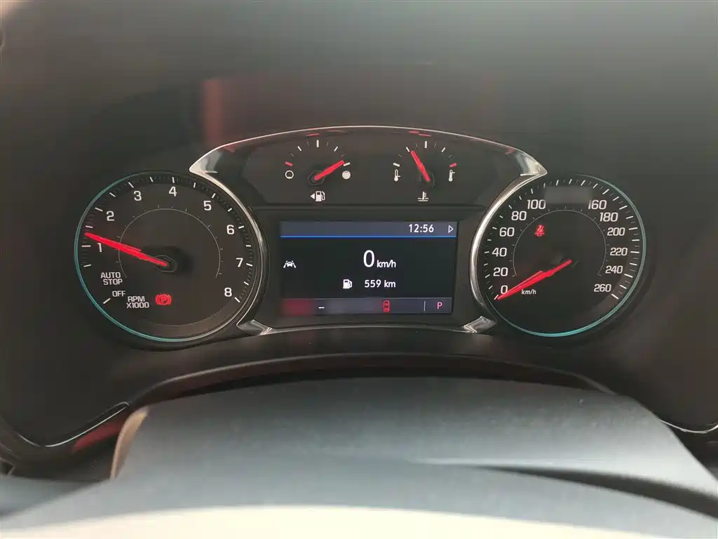 Chevrolet Equinox 2021 550T RS 4WD Intelligent Defender Edition фото 4
