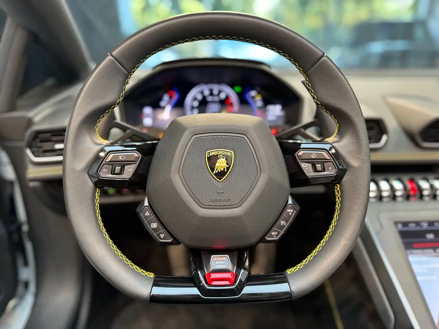 LAMBORGHINI HURACÁN