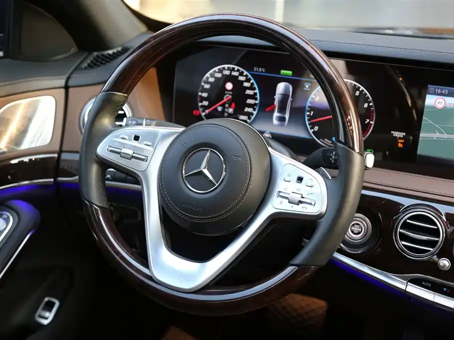 Mercedes-Benz S-Class 2020 S 350 L Premium Edition Collector's Version фото 11