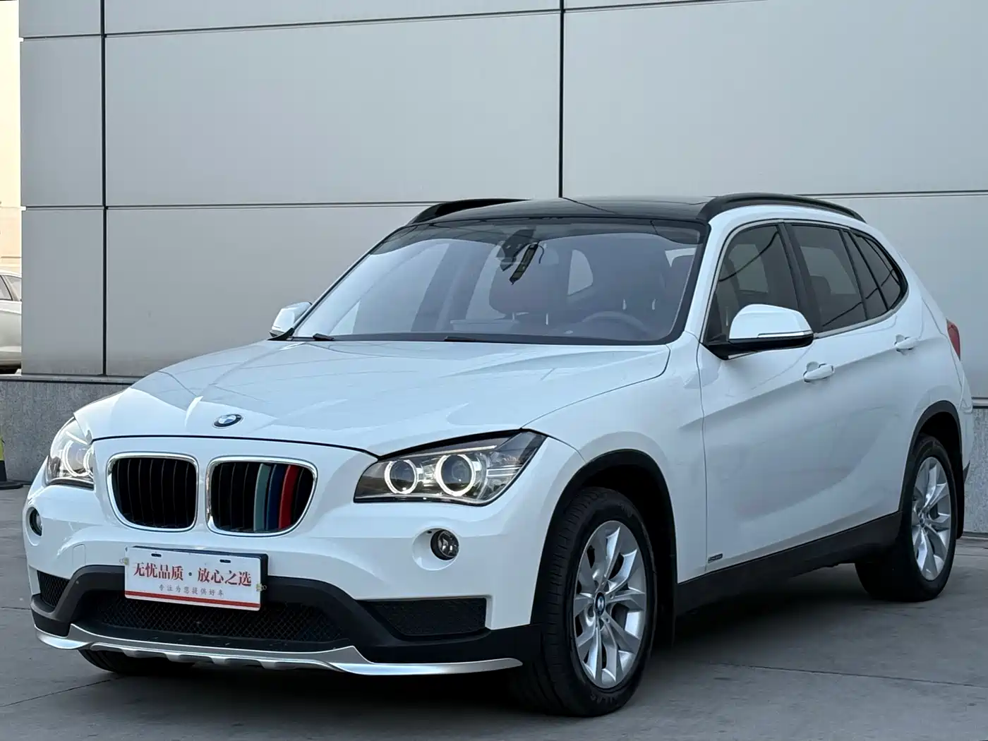 BMW X1 2014 sDrive18i Fashion Edition