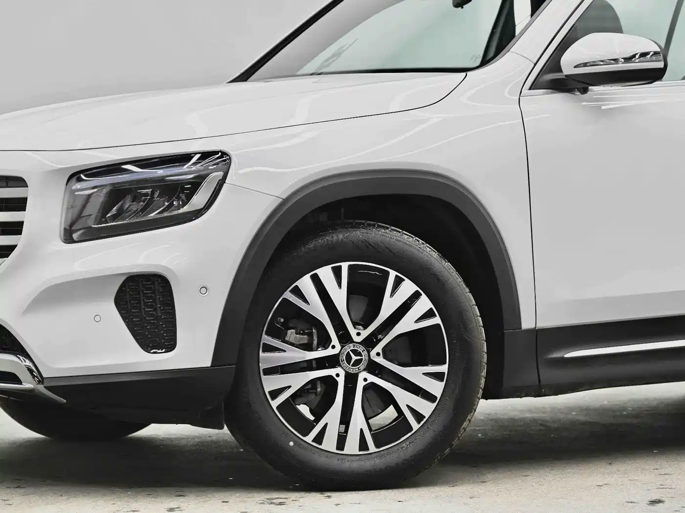 Mercedes-Benz GLB 2024 GLB 220 Dynamic фото 21