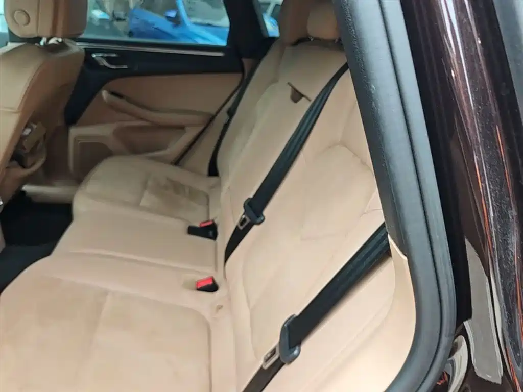 Porsche Macan 2018 Macan 2.0T фото 17