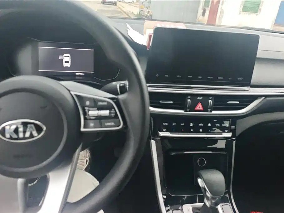 Kia K3 2019 1.5L CVT Smart Connect Edition фото 12