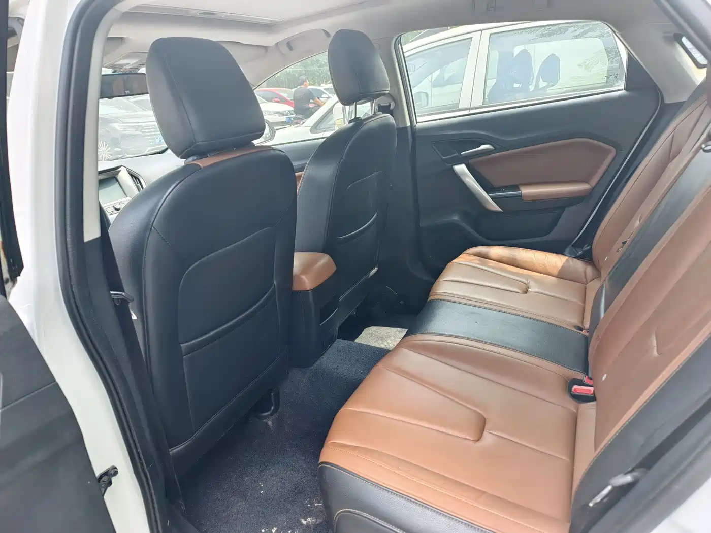 MG GT 2018 2016 Model 1.5L Automatic Premium Luxury Edition