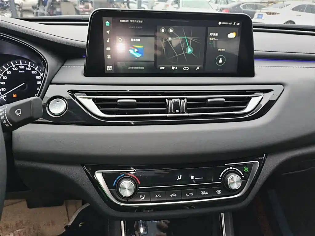 Changan Ruicheng CC 2022 2022 Blue Whale Edition 1.5T DCT Luxury
