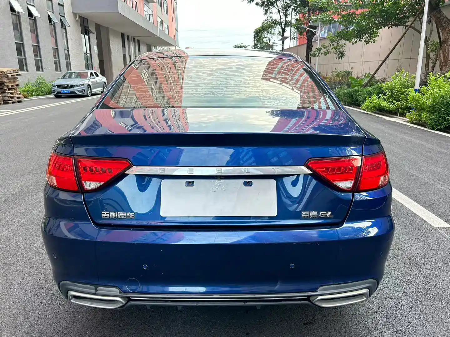 Фото 8 - Geely Emgrand GL