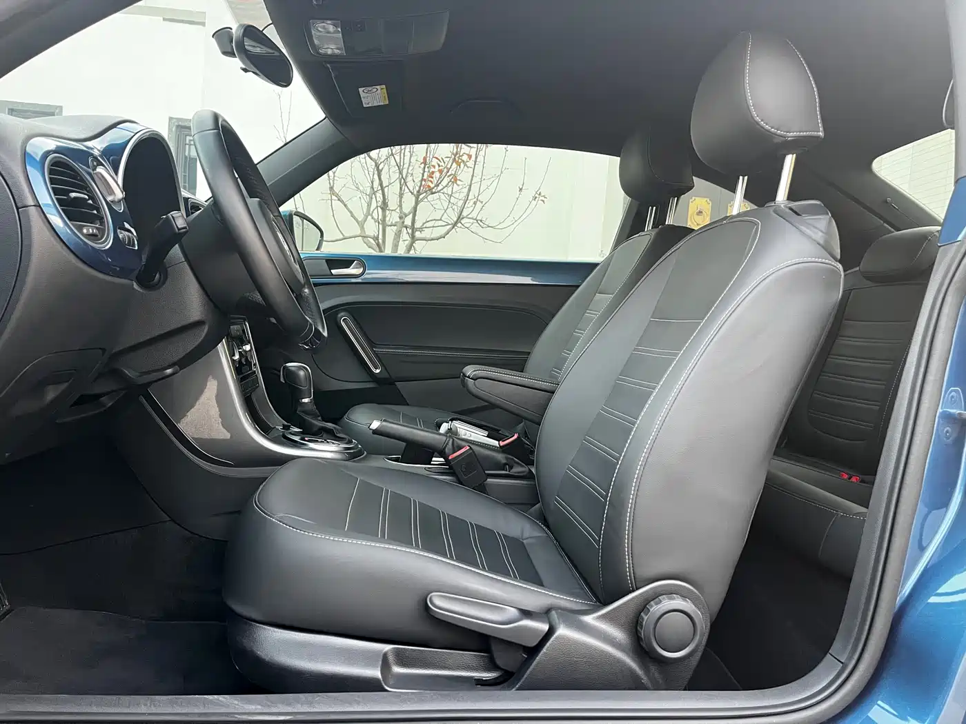 Volkswagen Beetle 2019 2018 180TSI Easy Joy Edition