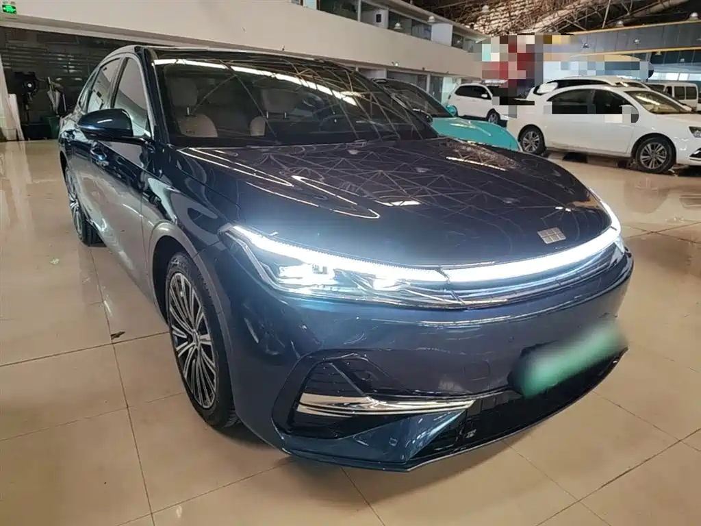 Geely Galaxy Galaxy A7 2025 EM-i фото 4