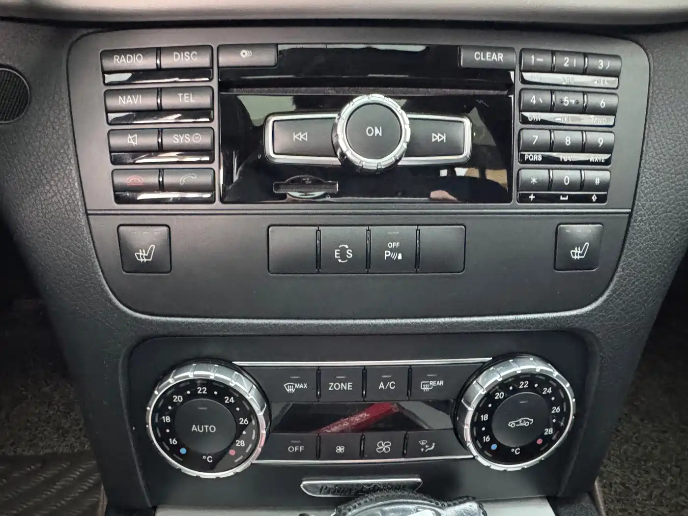 Mercedes-Benz GLK-Class 2015 GLK 300 4MATIC Fashion Ultimate Edition фото 14