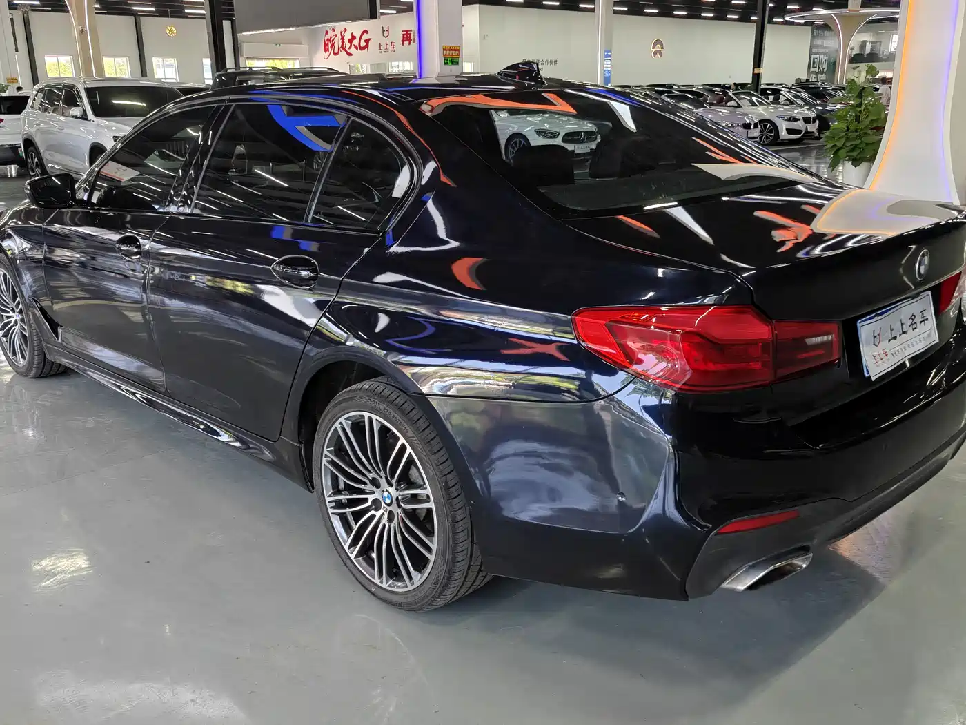 BMW 5 Series 2018 Facelift 530Li Exclusive M Sport Package фото 7