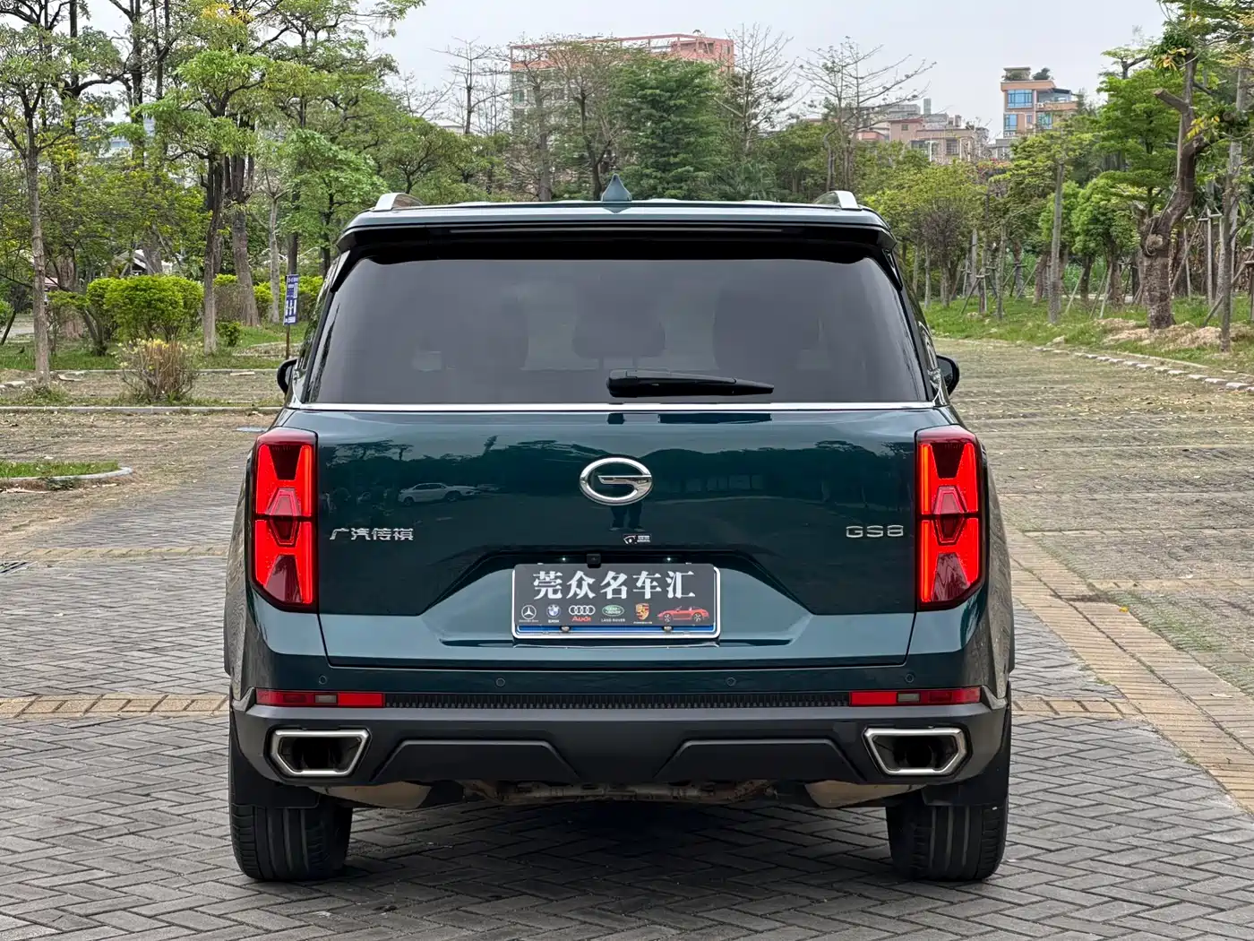 GAC Trumpchi Trumpchi GS8 2022 Pilot Series 2.0TGDI 2WD Premium Edition (7-Seater) фото 7