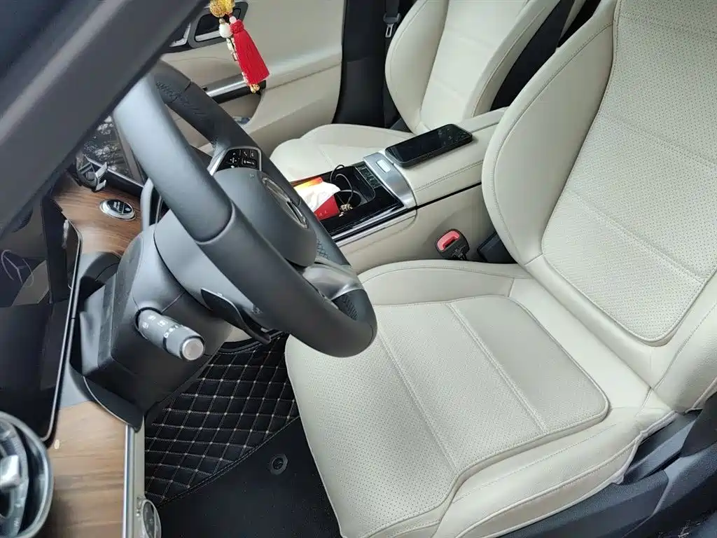 Mercedes-Benz C-Class 2024 Second Facelift C 260 L фото 11