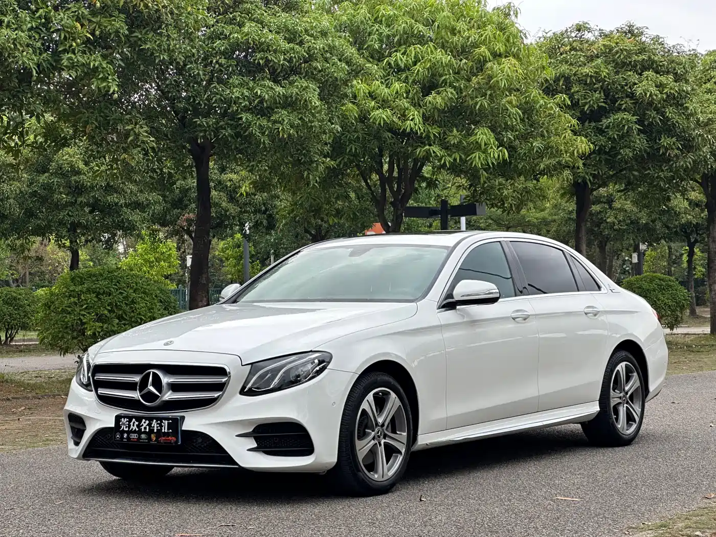 Mercedes-Benz E-Class 2019 E 200 L Sport
