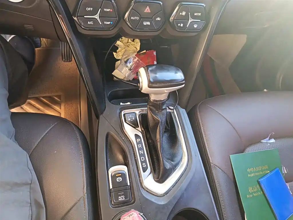 GAC Trumpchi Trumpchi GS4 2017 235T Automatic 2WD Luxury Smart Connected Edition фото 10