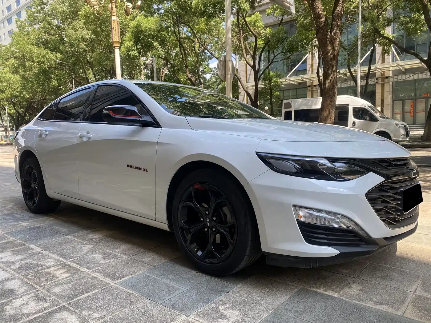 Chevrolet Malibu XL 2019 550T Automatic Sapphire Blue Limited Edition фото 3