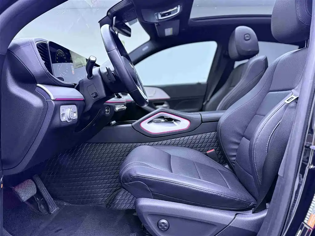 Mercedes-Benz GLE 2020 GLE 350 4MATIC Luxury фото 6
