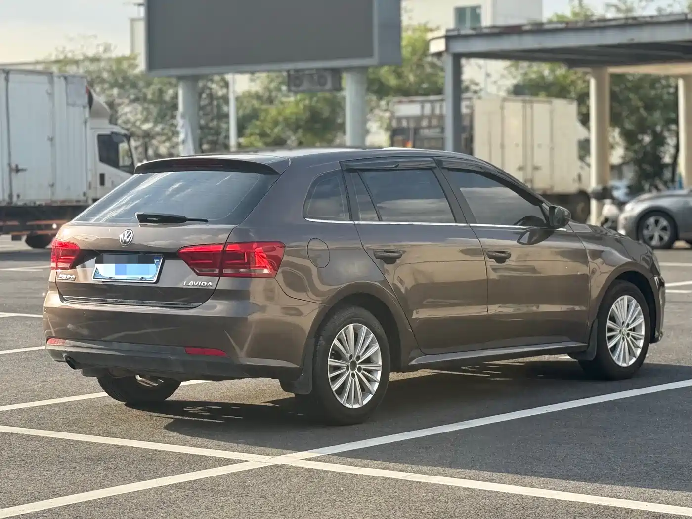 Photo 5 - Volkswagen Lavida Tour