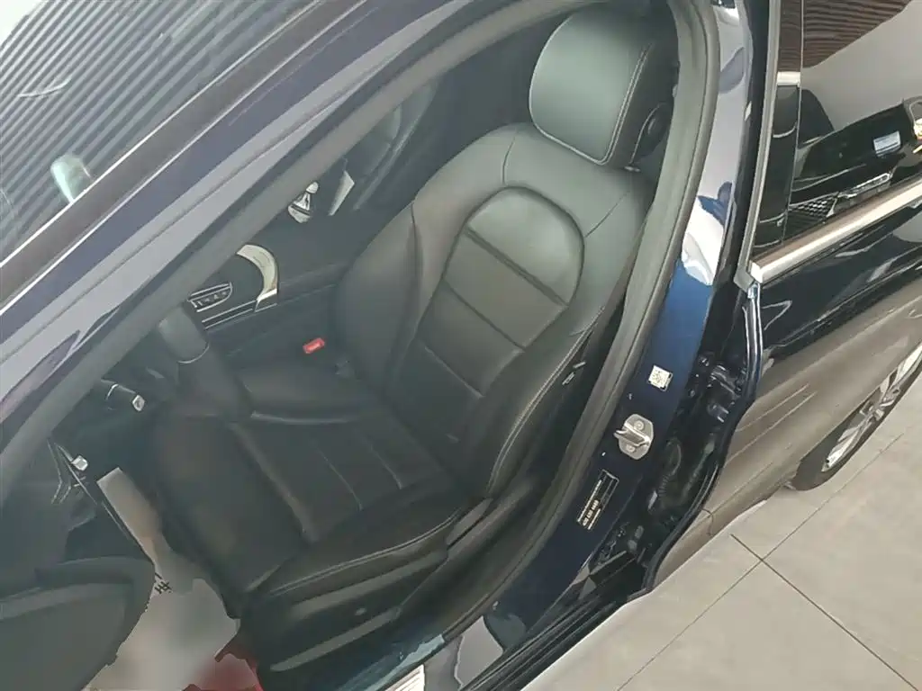 Mercedes-Benz C-Class 2019 C 180 L Fashion Sport Edition фото 15
