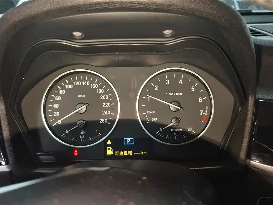 BMW X1 2016 sDrive20Li Luxury Model фото 14