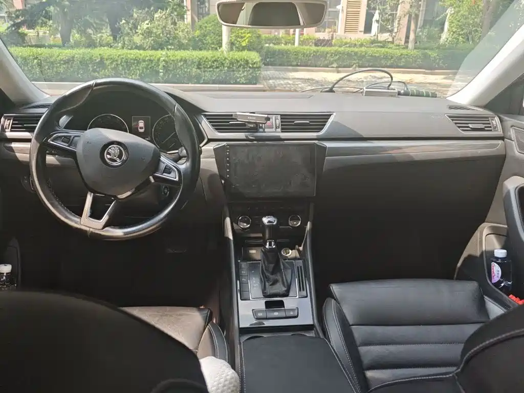 Škoda Superb 2016 TSI330 DSG Smart Edition фото 13