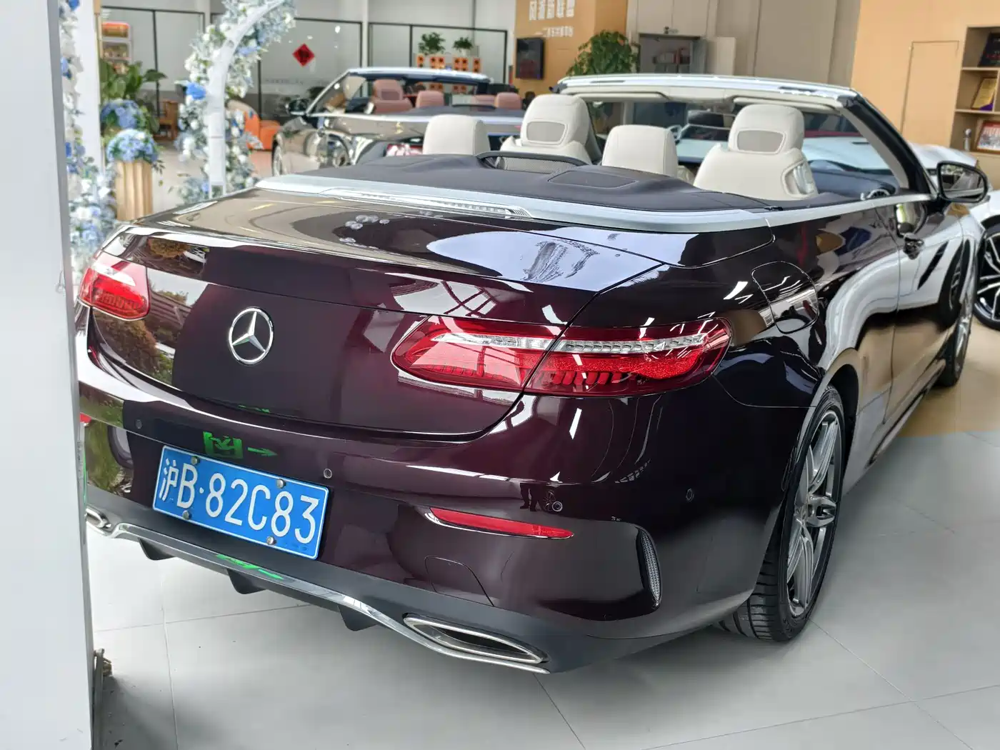 Mercedes-Benz E-Class (Import) 2018 E 200 4MATIC Convertible Coupe фото 11