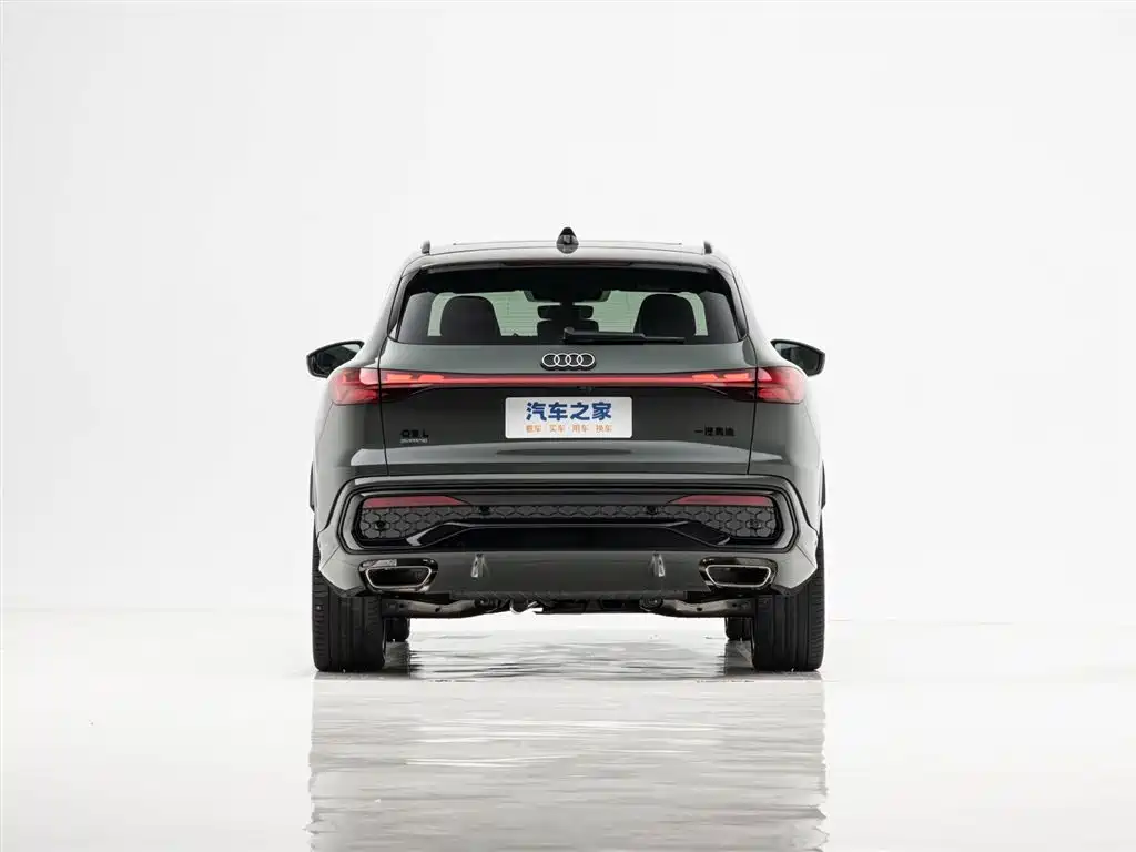 Audi Q5L 2024 Model 40 TFSI Luxury Dynamic фото 4