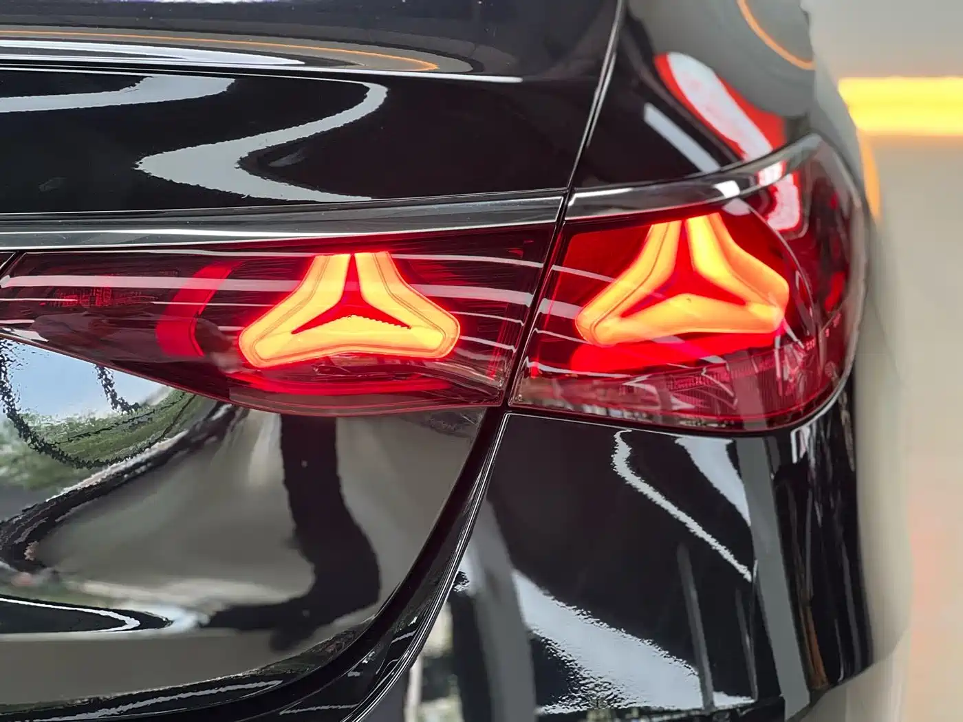 Mercedes-Benz E-Class 2024 Model E 300 L Luxury фото 17