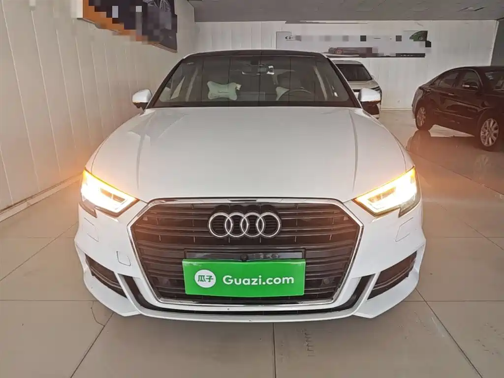 Audi A3 2019 Limousine 35 TFSI Fashion China VI фото 3
