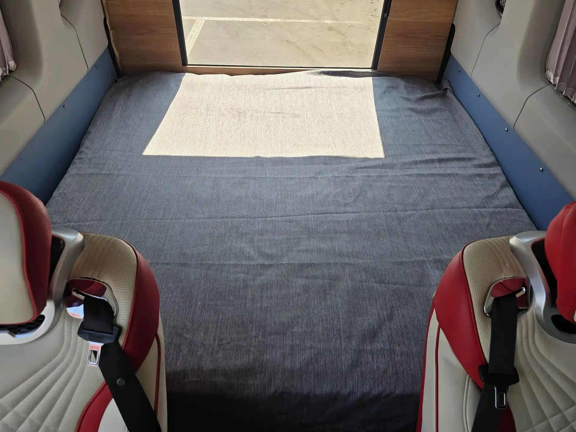 Photo 20 - Iveco Daily