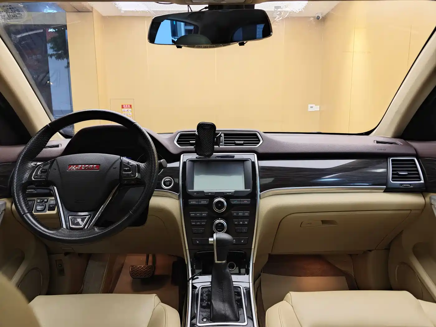 Haval H2 2015 1.5T Automatic 2WD Premium Edition фото 19