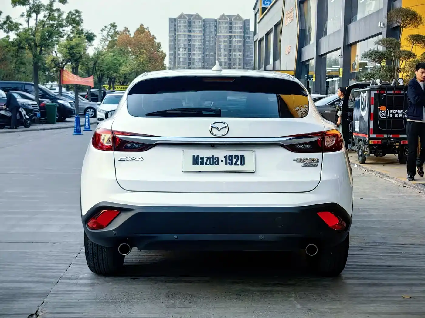 Фото 5 - Mazda CX-4