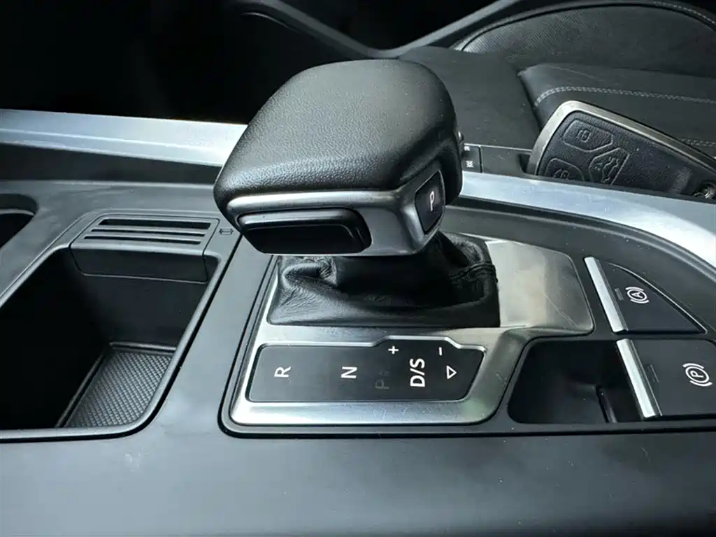 Audi A4L 2022 40 TFSI Fashion Dynamic фото 11