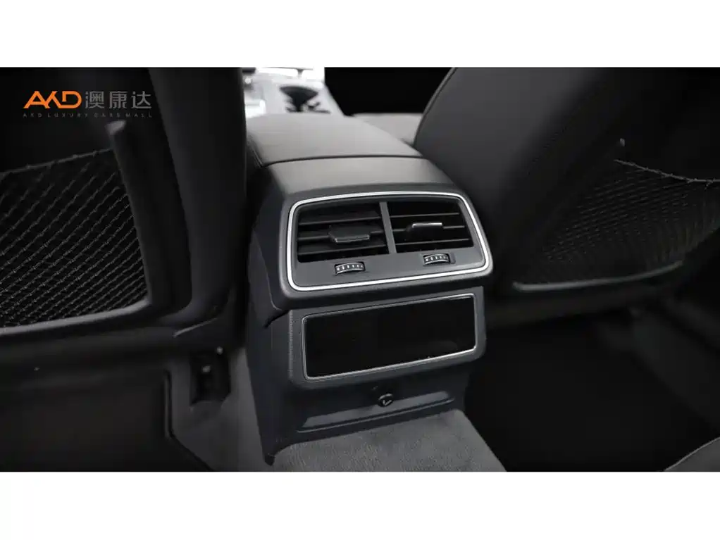 Фото 9 - Audi A6 (Import)