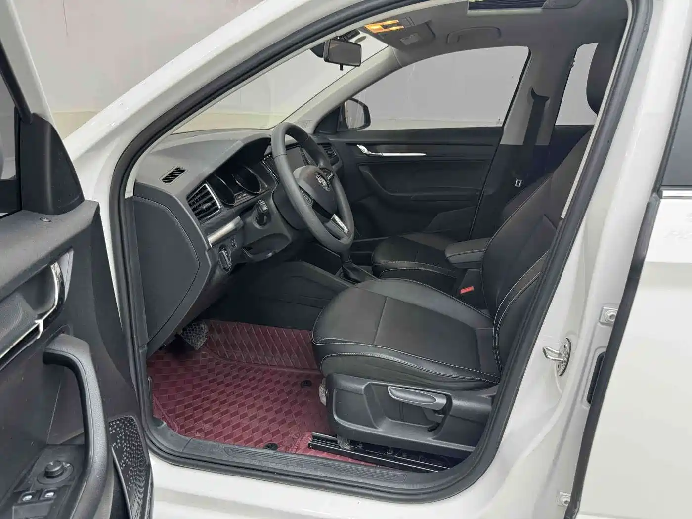 Škoda Kamiq 2021 1.5L Auto Comfort Edition фото 22