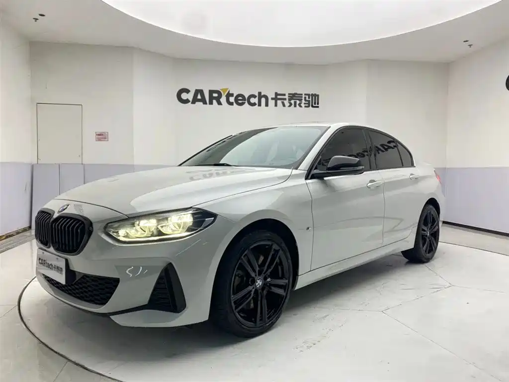 BMW 1 Series 2023 125i M Sport Shadow Edition