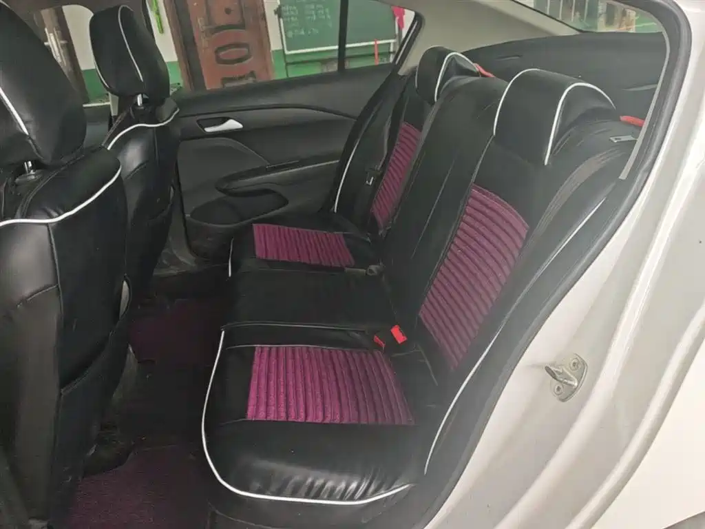 Chevrolet Cavalier 2019 320 Auto Sunroof Enjoyment Edition фото 13