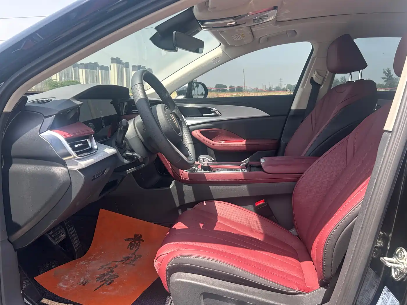Hongqi H5 2025 2.0T Automatic Flag Celebration 500,000 Units Anniversary Edition фото 5