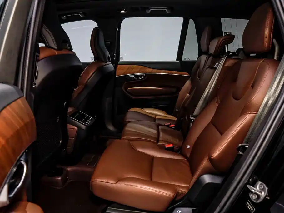 Volvo XC90 2023 2023 B5 Smart Luxury Edition 7-Seater