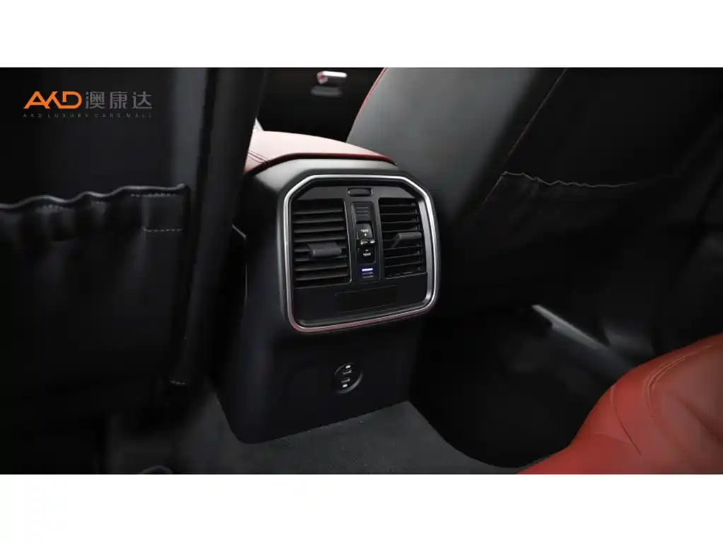 Porsche Macan 2021 Macan 2.0T фото 9