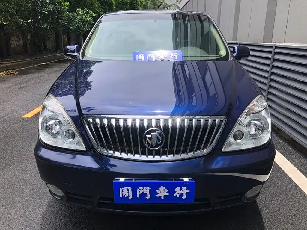 Фото 2 - Buick GL8