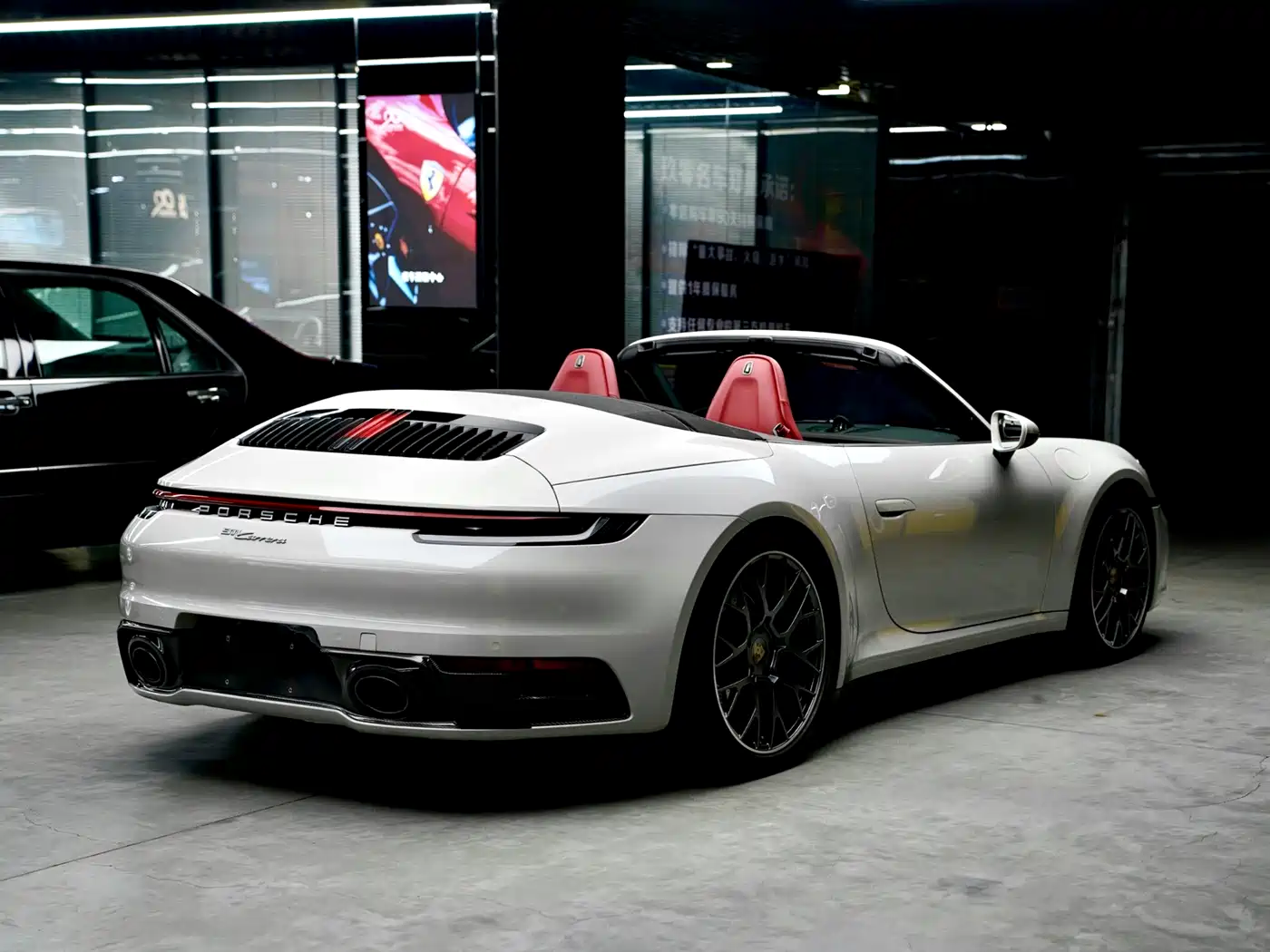 Porsche 911 2022 Carrera Cabriolet 3.0T фото 7