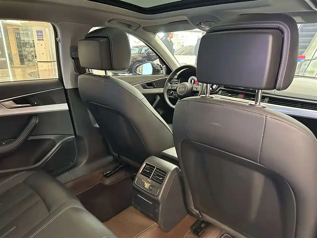 Audi A4L 2020 40 TFSI Fashion Elegance фото 23