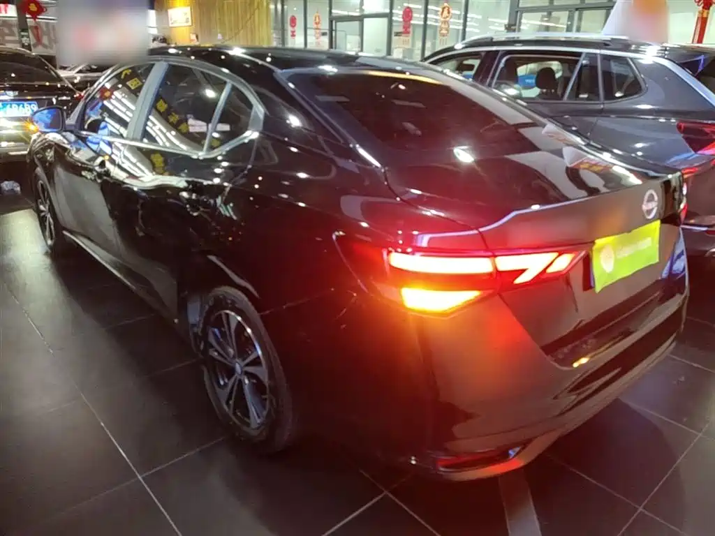 Nissan SYLPHY, миниатюра 5